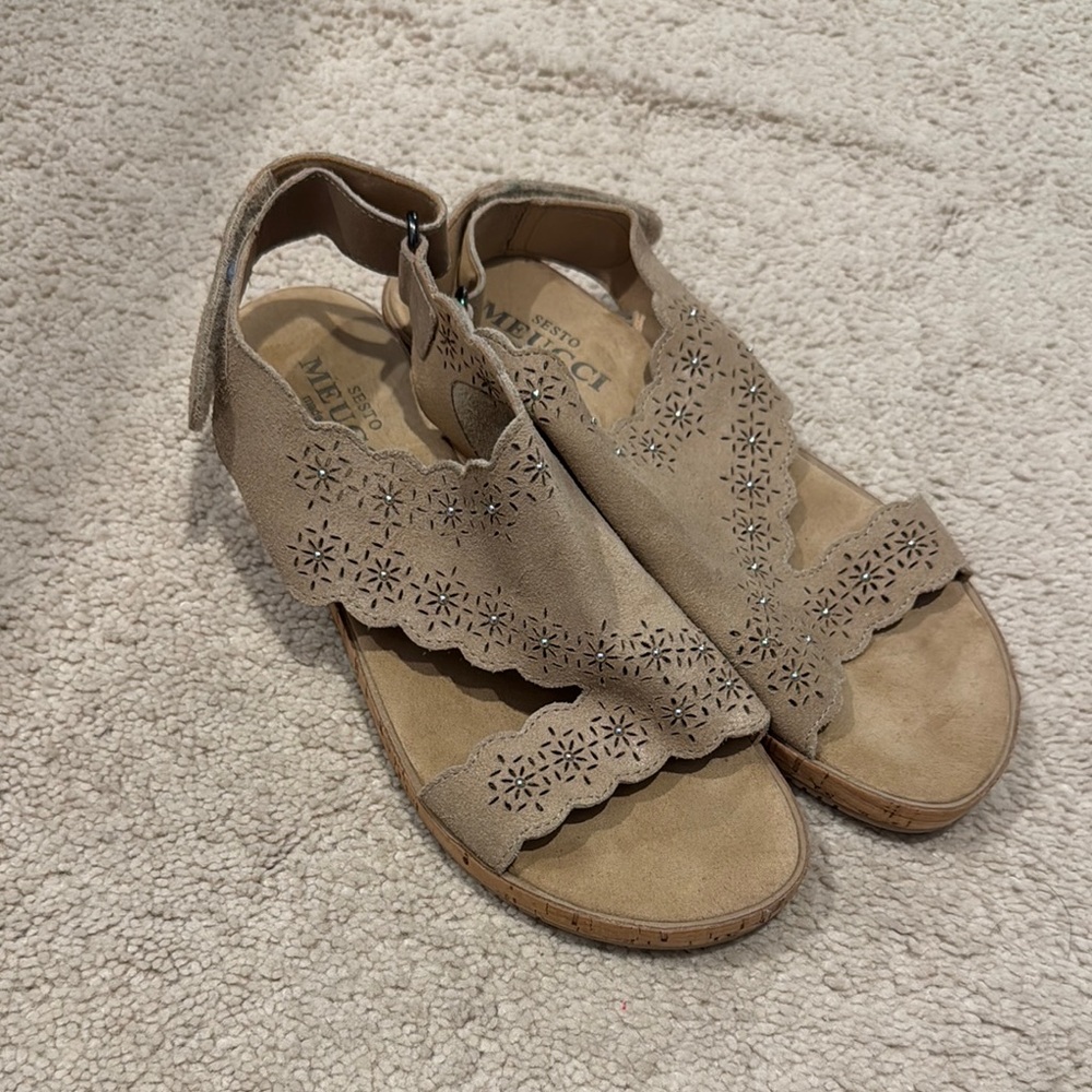 Sesto Meucci sling back sandals